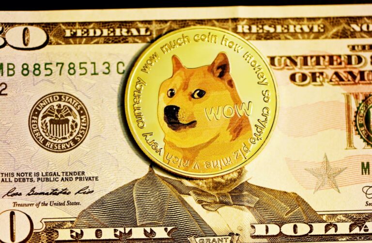 Elon Musk Responds to Dogecoin Founder: It Would Be Nice to Tip Creators With Dogecoin