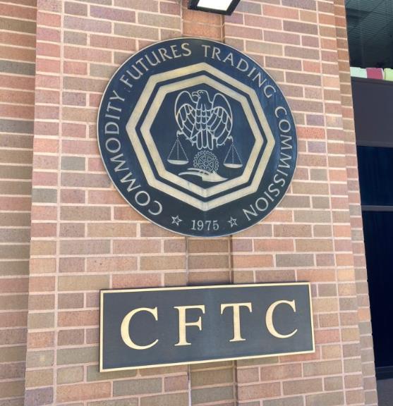 CFTC Commissioner Advises People to Think of New Crypto Tokens as Lottery Tickets