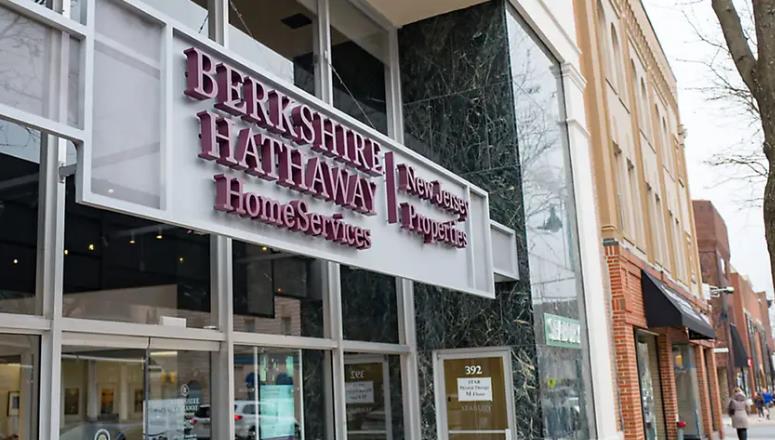 Berkshire Hathaway Officially Clarifies No Affiliation With Crypto Brokerage Site Using Its Name