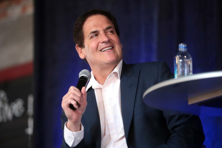 Mark Cuban Believes Investing in Gold is Foolish, Defends Bitcoin