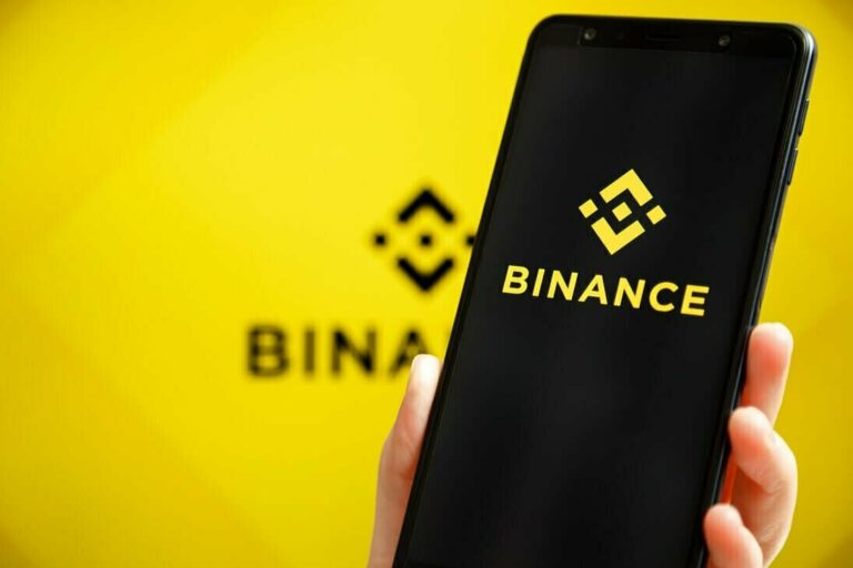 Binance.US Faces Growth Challenges Amid Regulatory Concerns and CZ's Stake